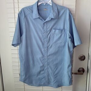 Under Armour Shirt All Season Gear SZ L Blue Plaid Short Sleeve Button Down